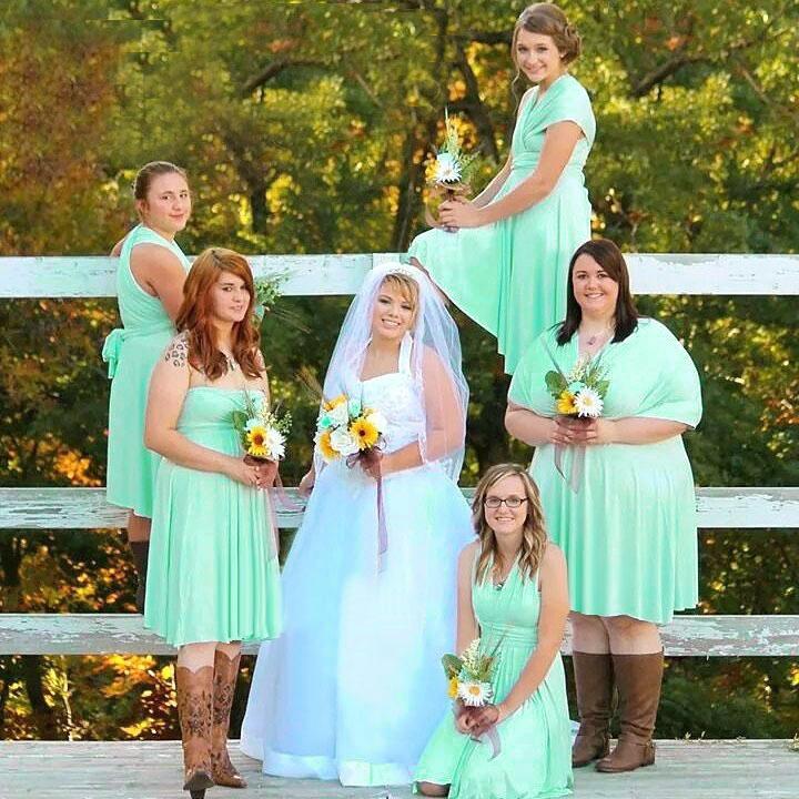 TDY Apple Green Short Infinity Bridesmaid Dress Thedaintyard TDY Apple Green Short Infinity Bridesmaid Dress Thedaintyard